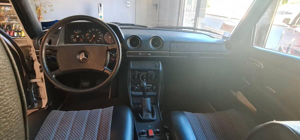 Mercedes Classe E 250 BZ 6L 140CV **ASI CONSERVATA E ORIGINALE**