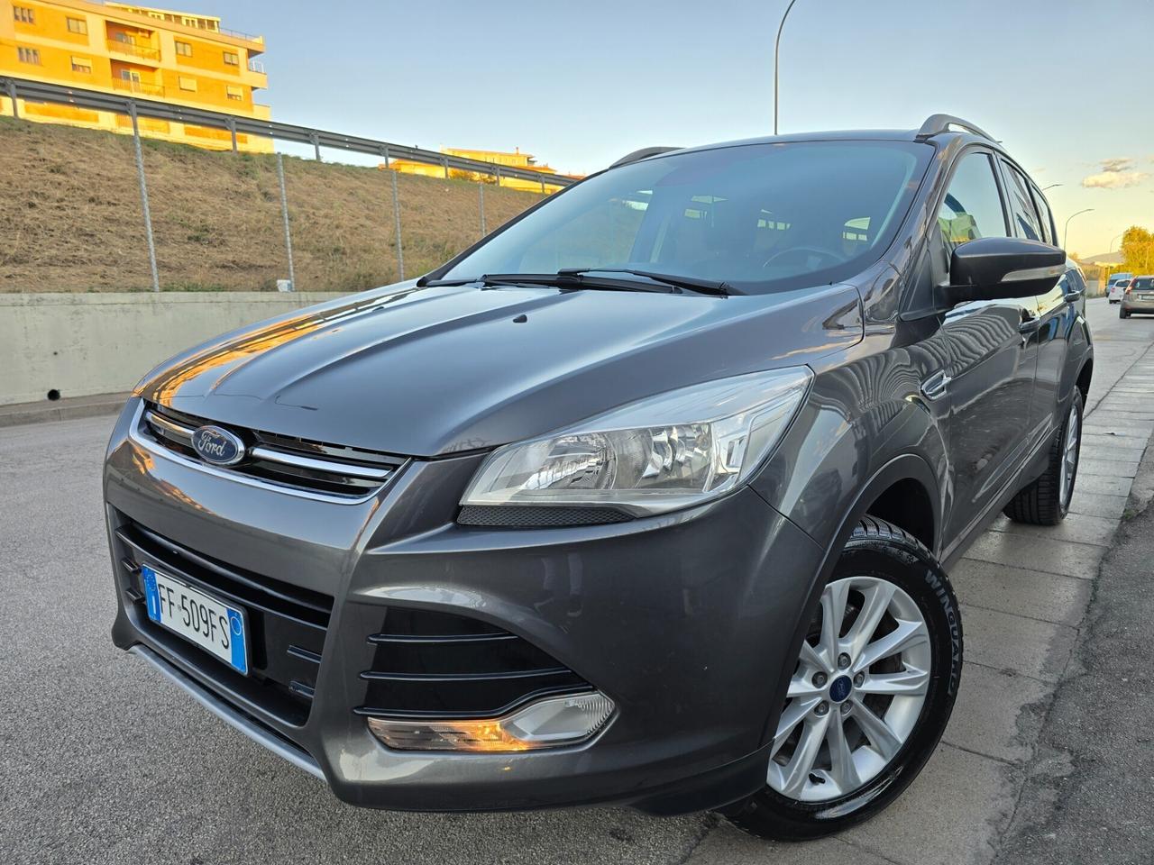 Ford Kuga 2.0 TDCI 150 CV S&S 4WD Titanium