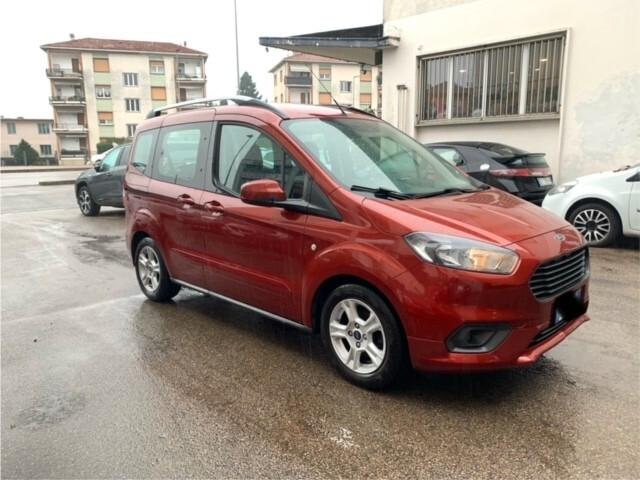 Ford Tourneo Courier 1.0 EcoBoost 100 CV Plus