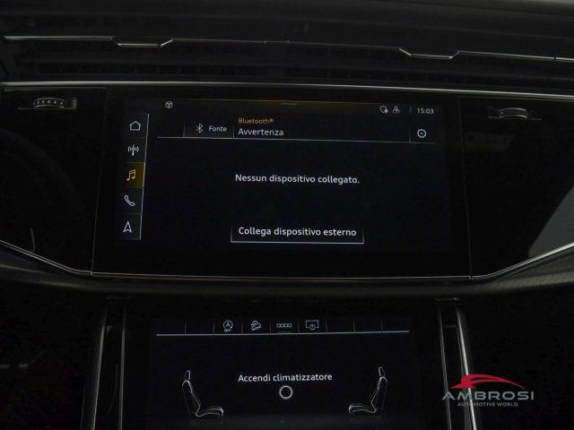 AUDI RS Q8 4.0 mhev 48V 600cv tiptronic