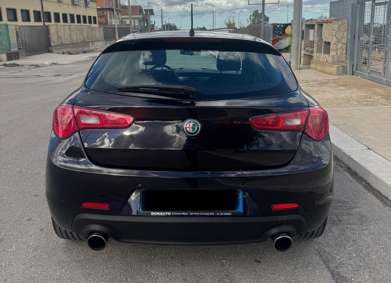 Alfa Romeo Giulietta 1.6 JTDm-2 105 CV Distinctive