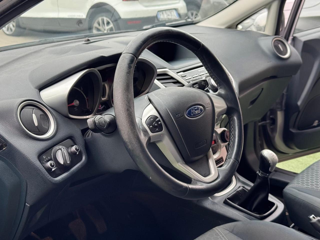 Ford Fiesta 1.2 82CV 3 porte Titanium