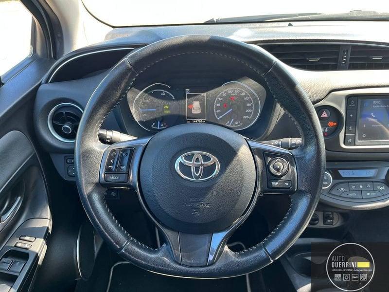 Toyota Yaris 1.5 Hybrid 5 porte Y20 Bitone