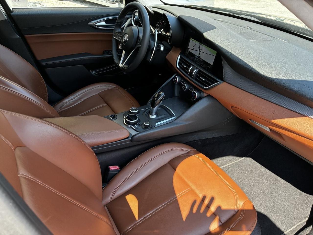 Alfa Romeo Giulia AT8 180cv cambio automatico