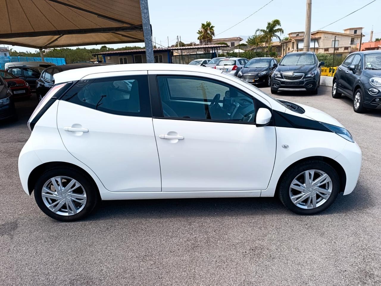 Toyota Aygo 1.0 cc 69 CV 5 porte 2017