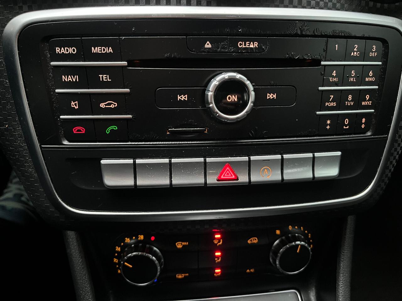 MERCEDES CLASSE A 180D PREMIUM - KM 77.532 - ANCHE PER NEOPATENTATI - 2018 - EURO 6B