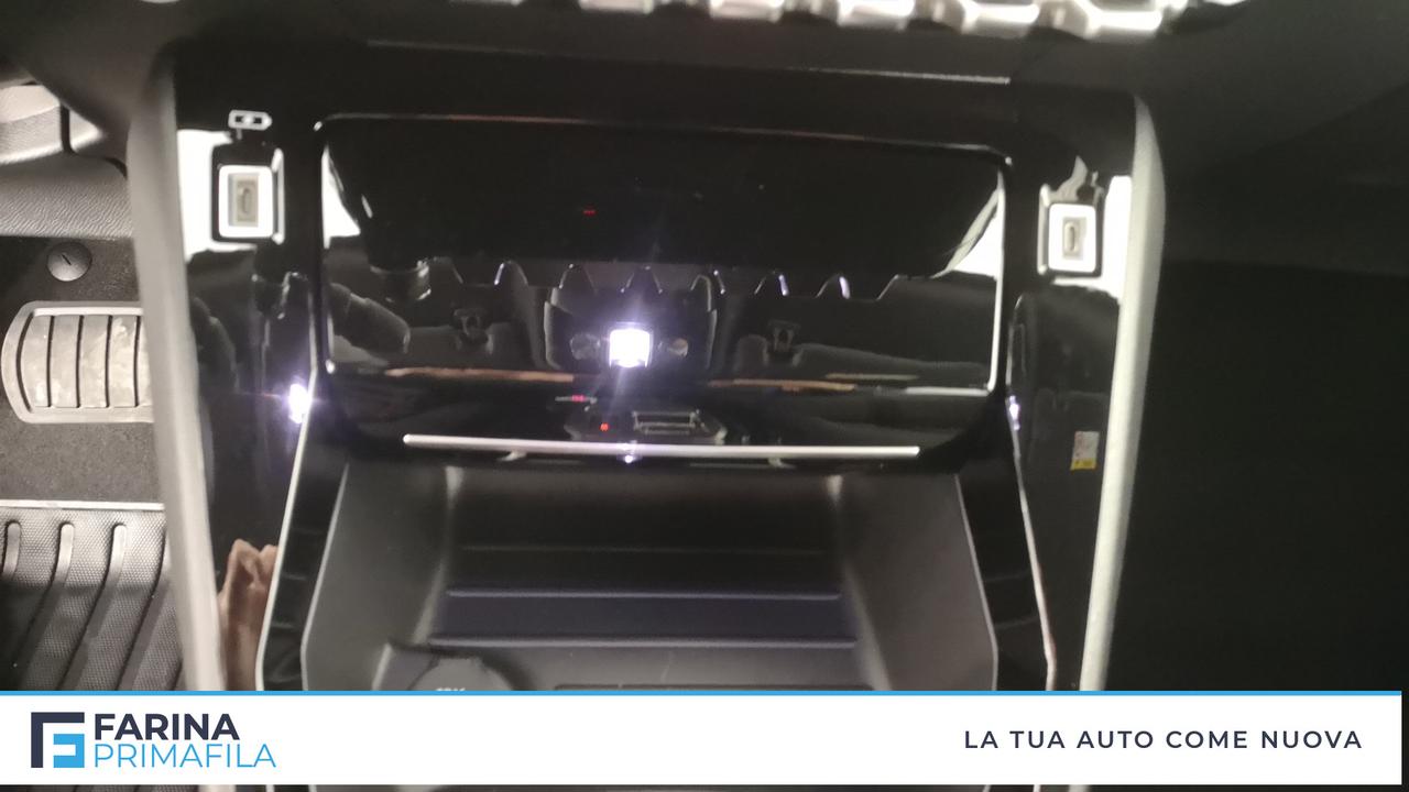 PEUGEOT 2008 1.2 hybrid Allure 136cv e-dcs6