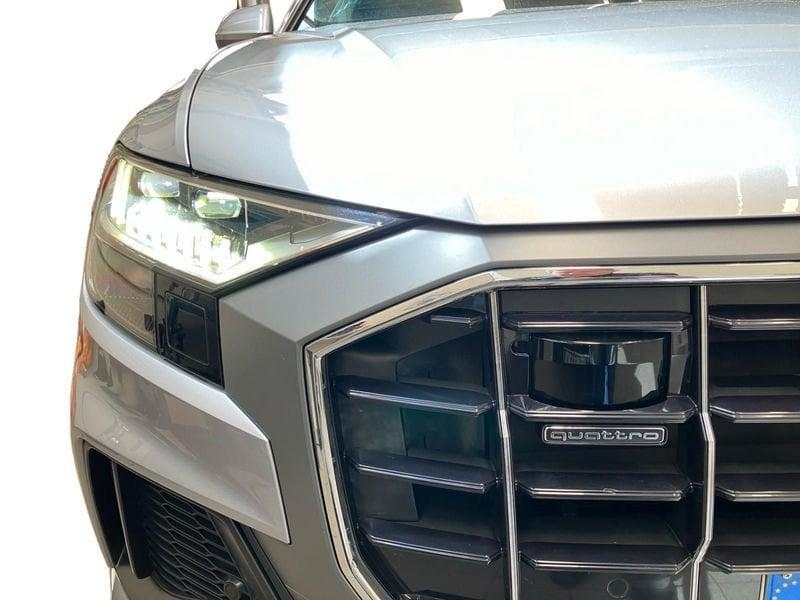 Audi Q8 50 TDI 286cv quattro tiptronic Sport S-LINE