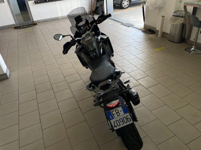 BMW F 900 XR TRIPLEBLACK