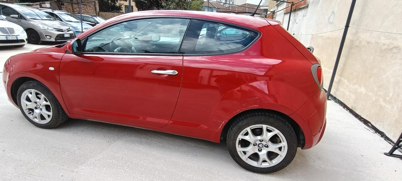 Alfa Romeo MiTo 1.4 78 CV Distinctive Sport Pack