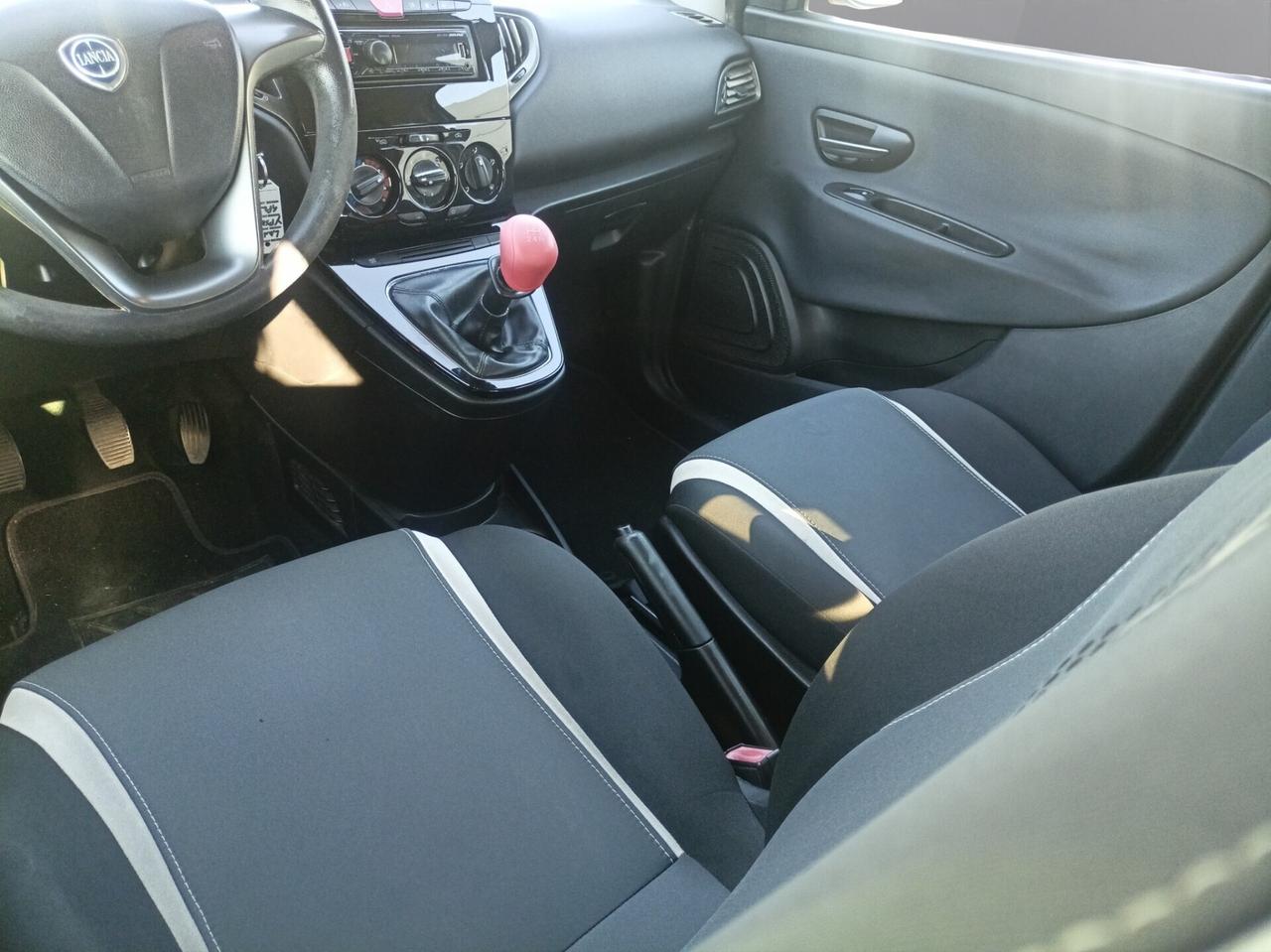 Lancia Ypsilon 1.2 69 CV 5 porte GPL Ecochic Gold