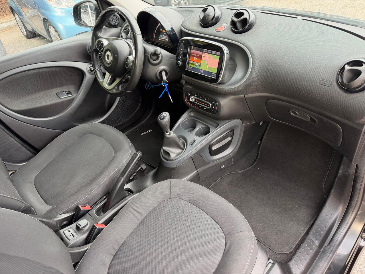 Smart ForFour 70 1.0 GPL Passion NAVI