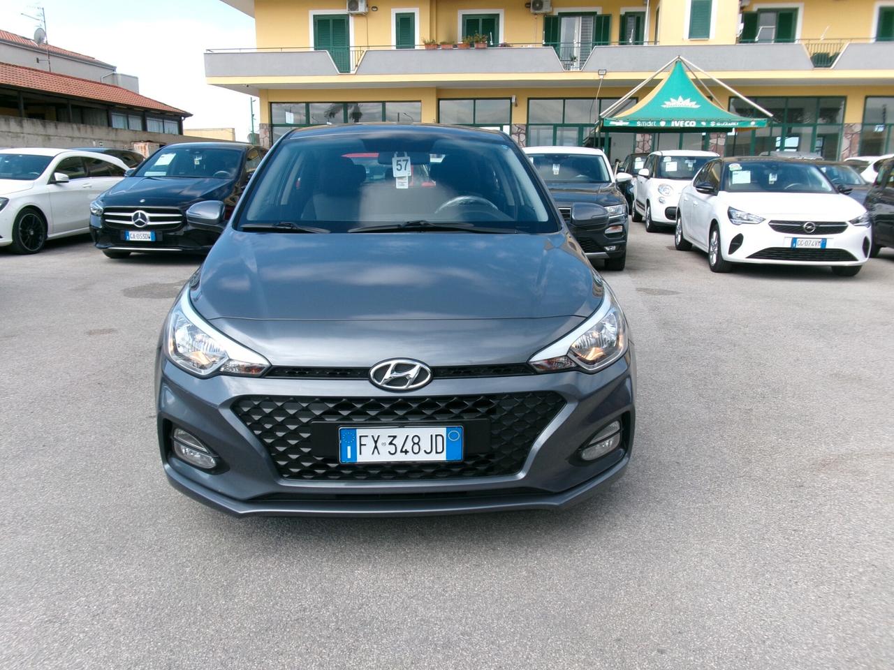 Hyundai i20 5P 1.2 75CV E6D MPI CONNECTLINE **PERFETTA**