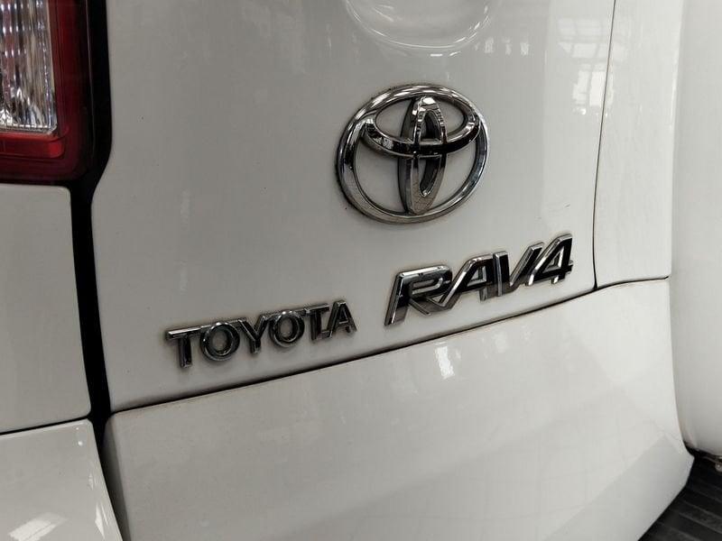 Toyota RAV4 2.2 D-4D 150cv Exclusive