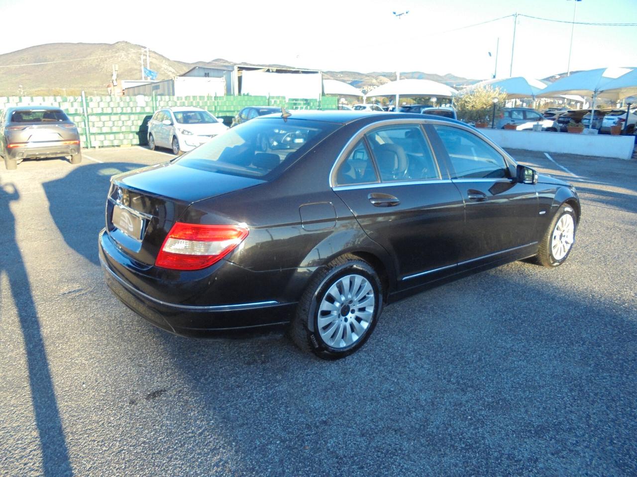 Mercedes-benz C 220 CDI BlueEFFICIENCY Elegance