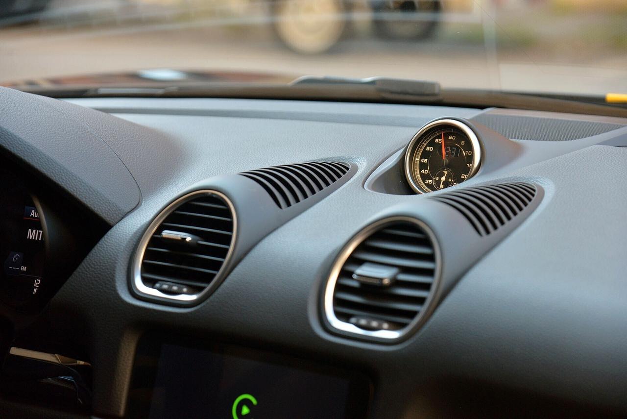 Porsche 718 Cayman T cambio PDK