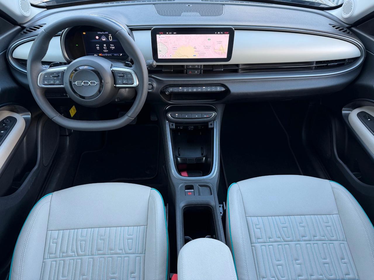 Fiat 600 Hybrid 100CV DCT MHEV La Prima