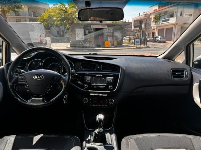 Kia Ceed cee'd 1.4 CRDi 5 porte Cool