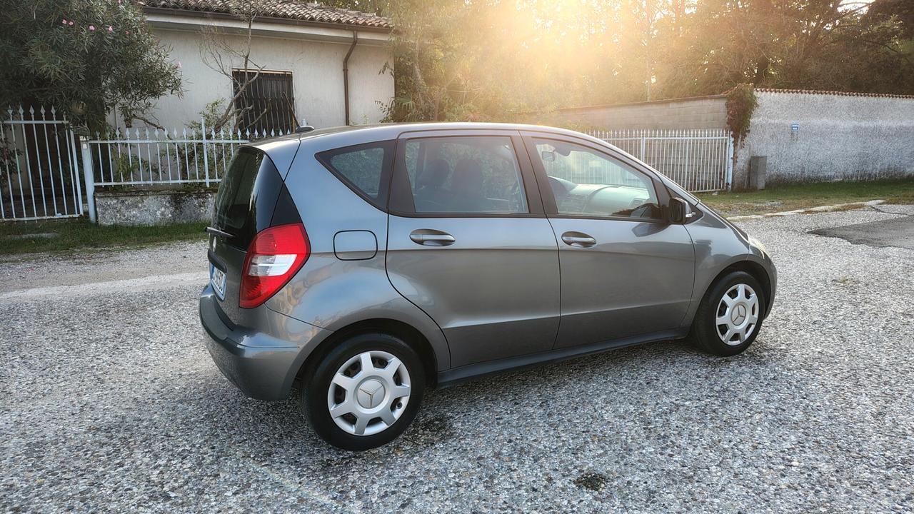 Mercedes-benz A 160 BlueEFFICIENCY Executive