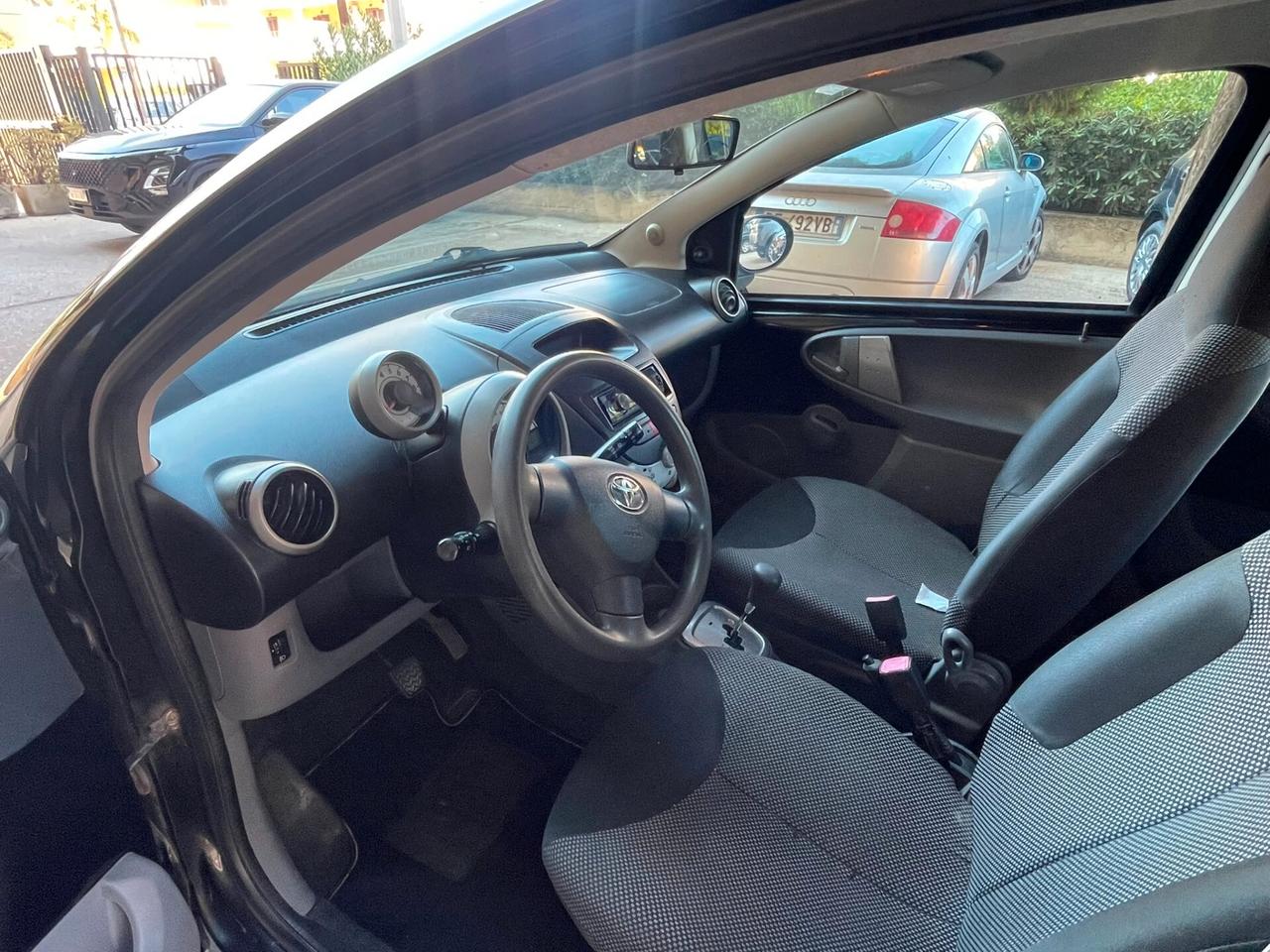 Toyota Aygo 1.0 12V VVT-i 5 porte Sol