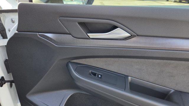 VOLKSWAGEN Golf 2.0 TDI 150 CV DSG SCR R-Line Plus PERMUTE