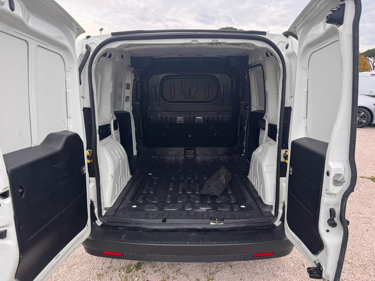 FIAT DOBLO 1.6MJT 105CV E6D-T 2021