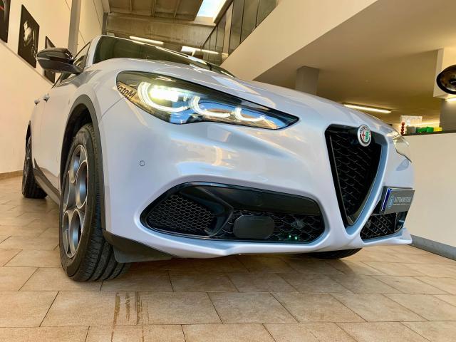 Alfa Romeo Stelvio Stelvio 2023 2.0 T Sprint Q4 280cv auto - 25.790km