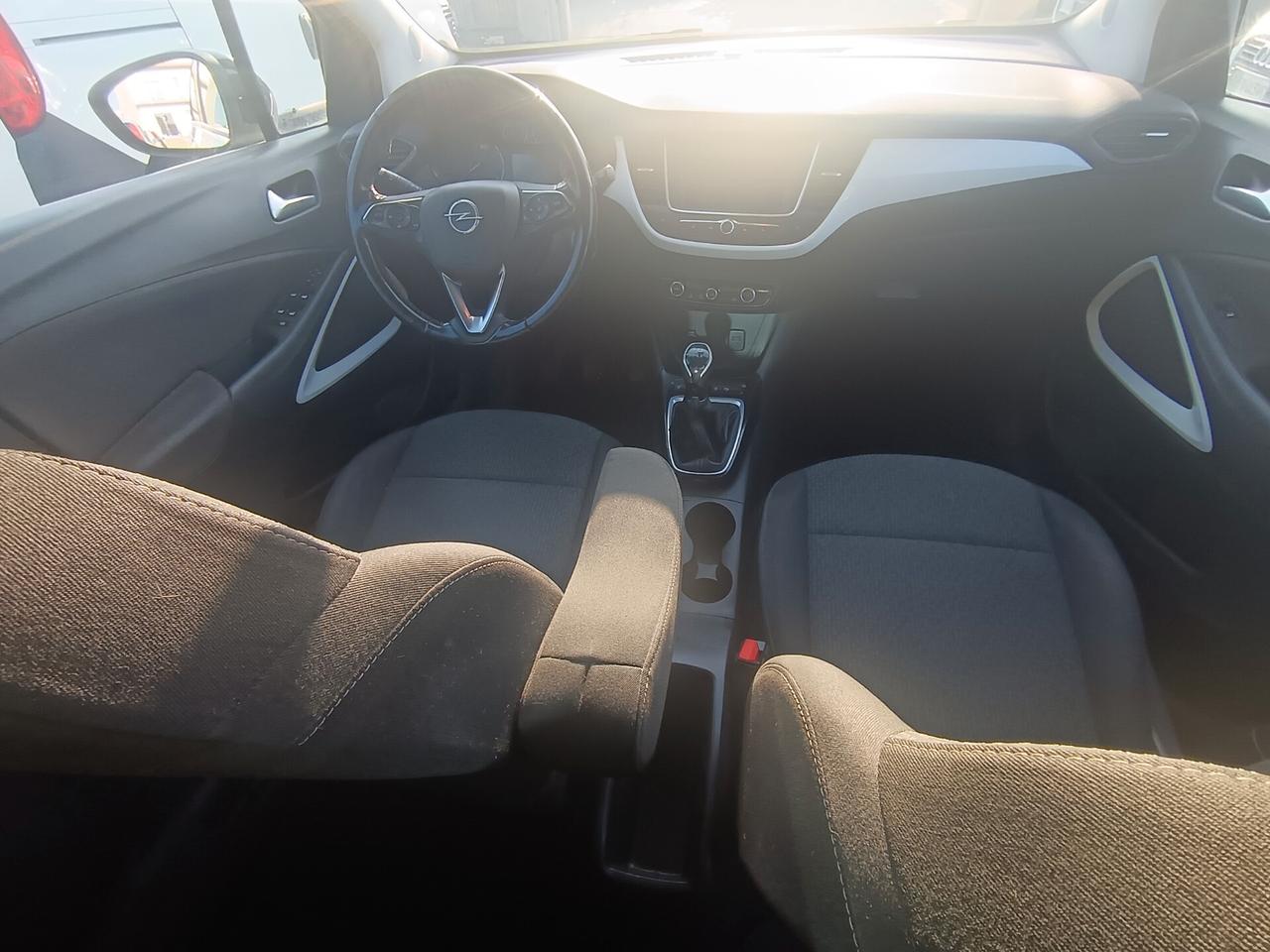 Opel Crossland 1.2 12V Start&Stop Design & Tech