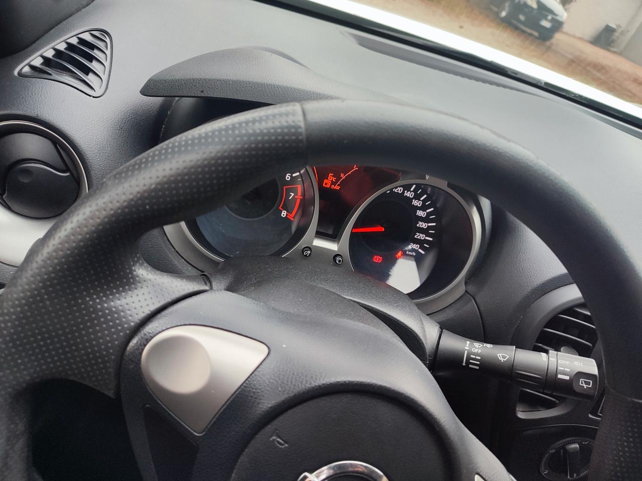 Nissan Juke 1.6 GPL Acenta