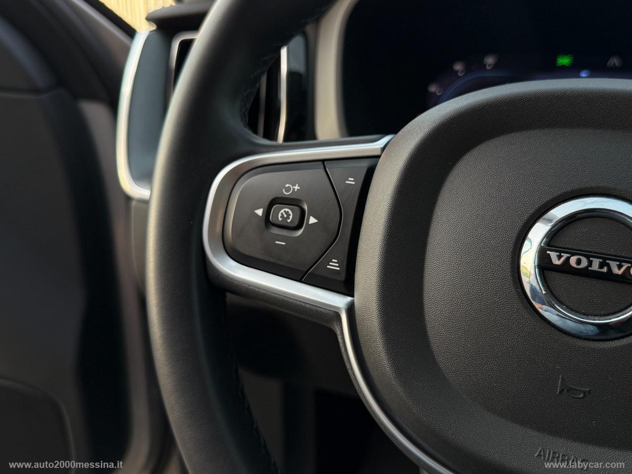 VOLVO XC60 B4 (d) AWD Geartronic Momentum Pro
