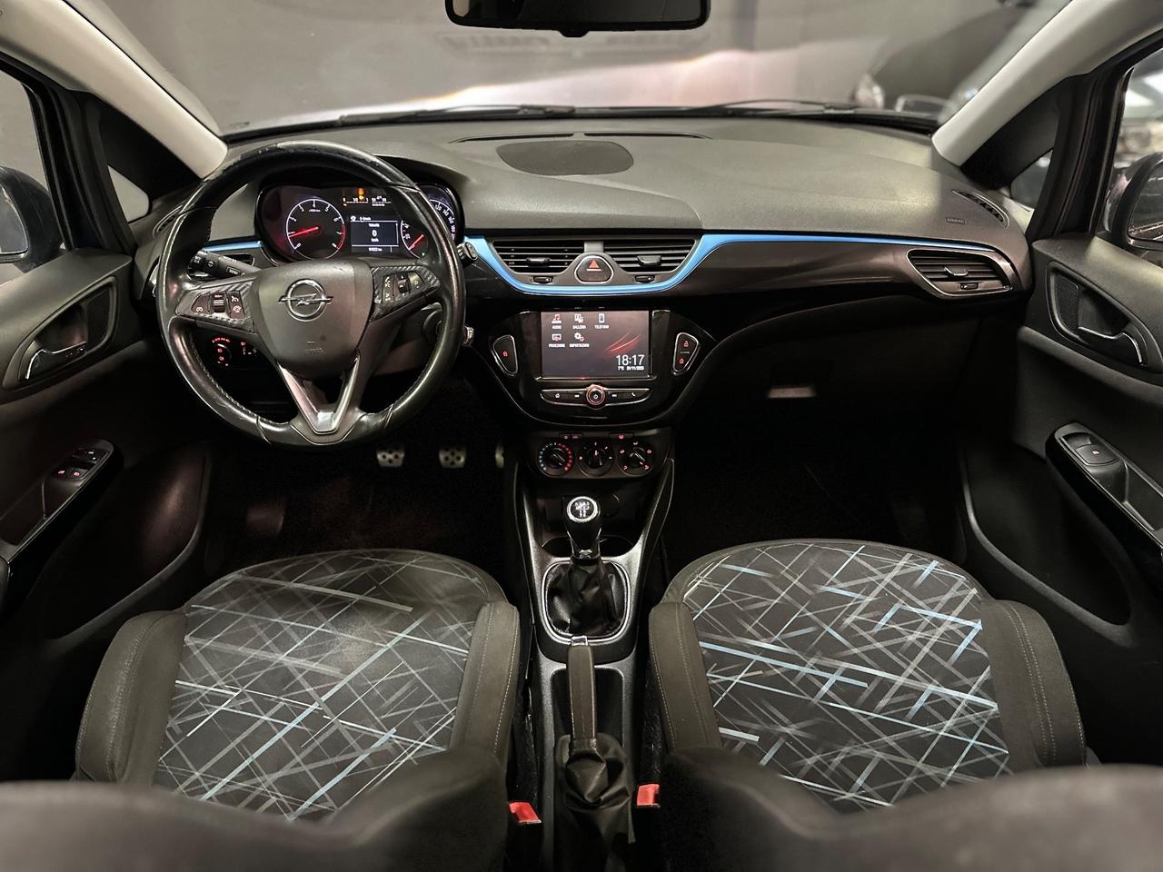 Opel Corsa 1.2 5 porte b-Color