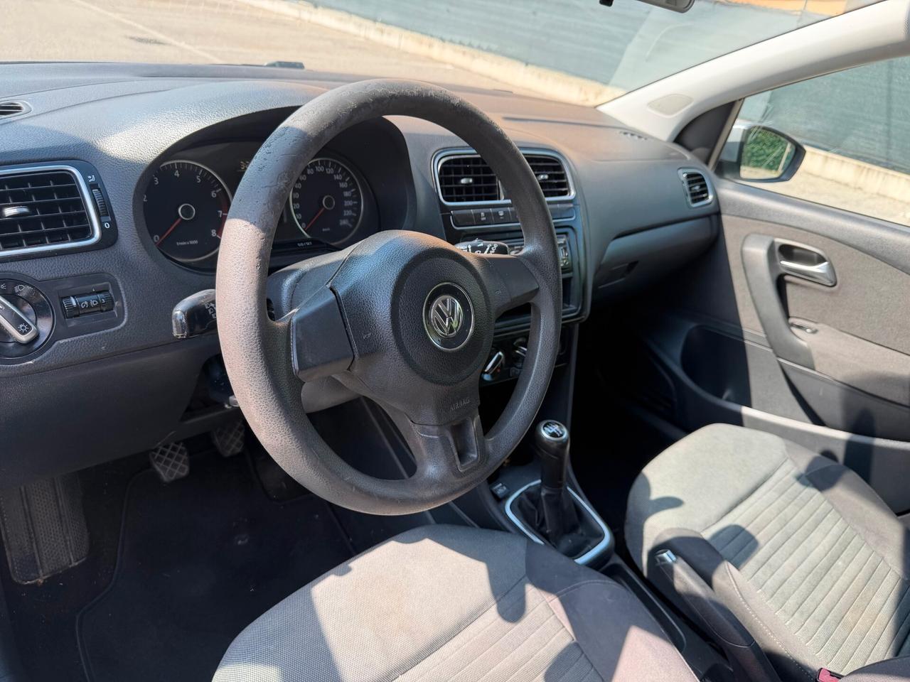 Volkswagen Polo 1.2 Gpl - NEOPATENTATI - 12 MESI DI GARANZIA -