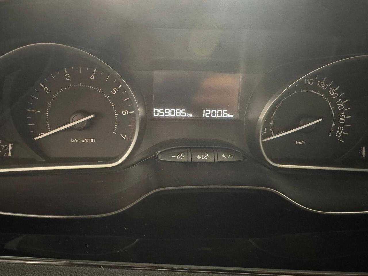 Peugeot 208 PureTech 82 Stop&Start 5 porte Active