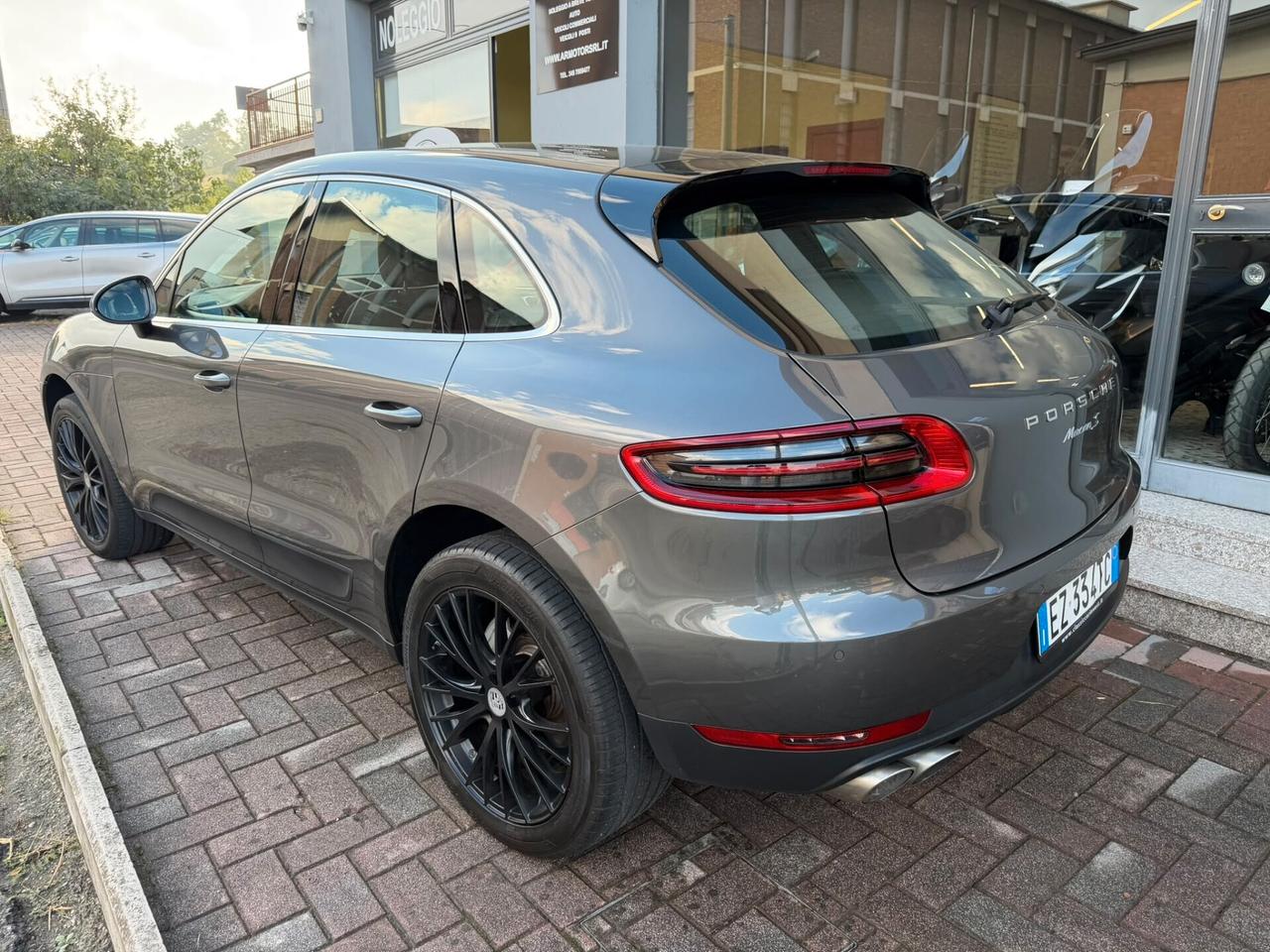 Porsche Macan 3.0 Diesel S / Book Service