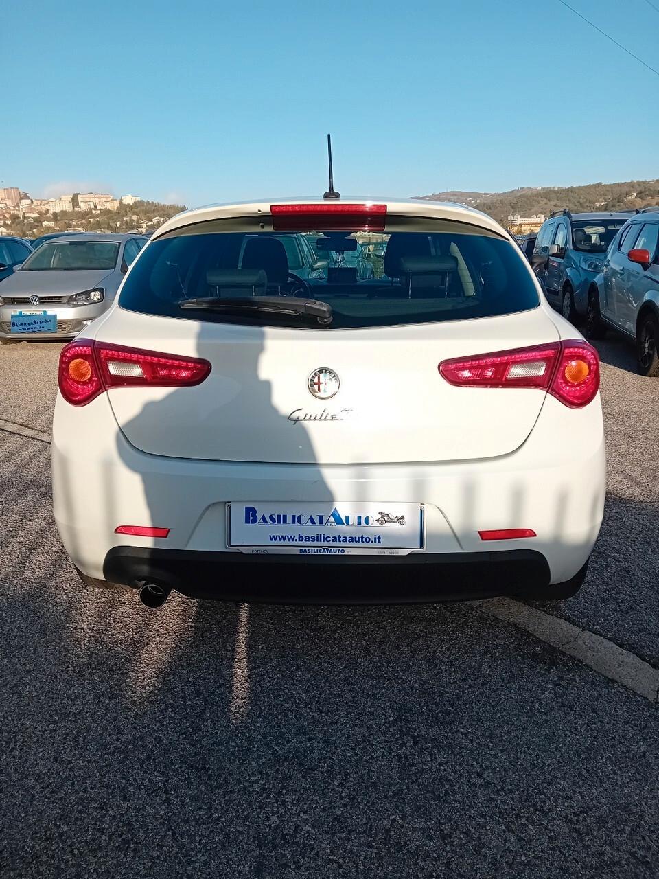 Alfa Romeo Giulietta 1.6 JTDm-2 105 CV Distinctive