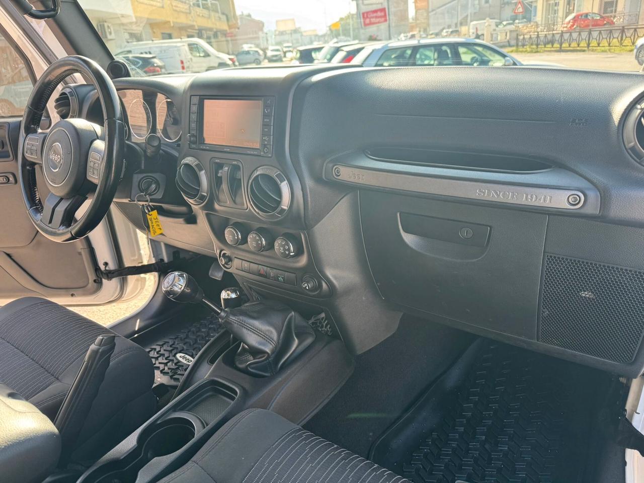Jeep Wrangler 2.8 CRD 200 cv rialzato garanzia permute