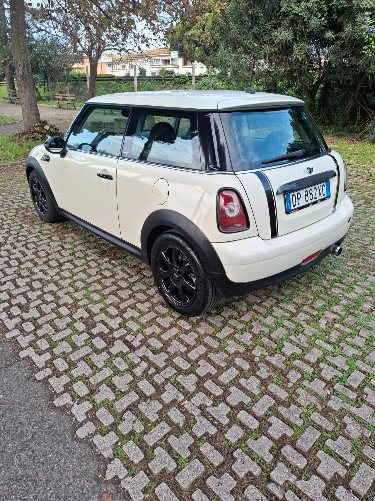 Mini Mini 1.4 16V One