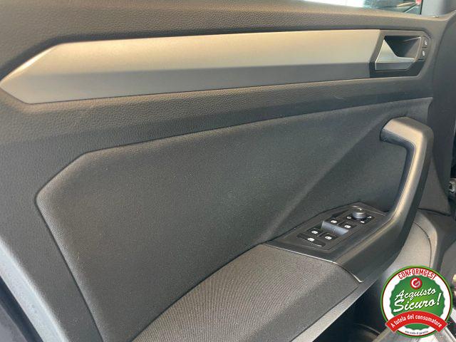 VOLKSWAGEN T-Roc 2.0 TDI 150cv DSG Life