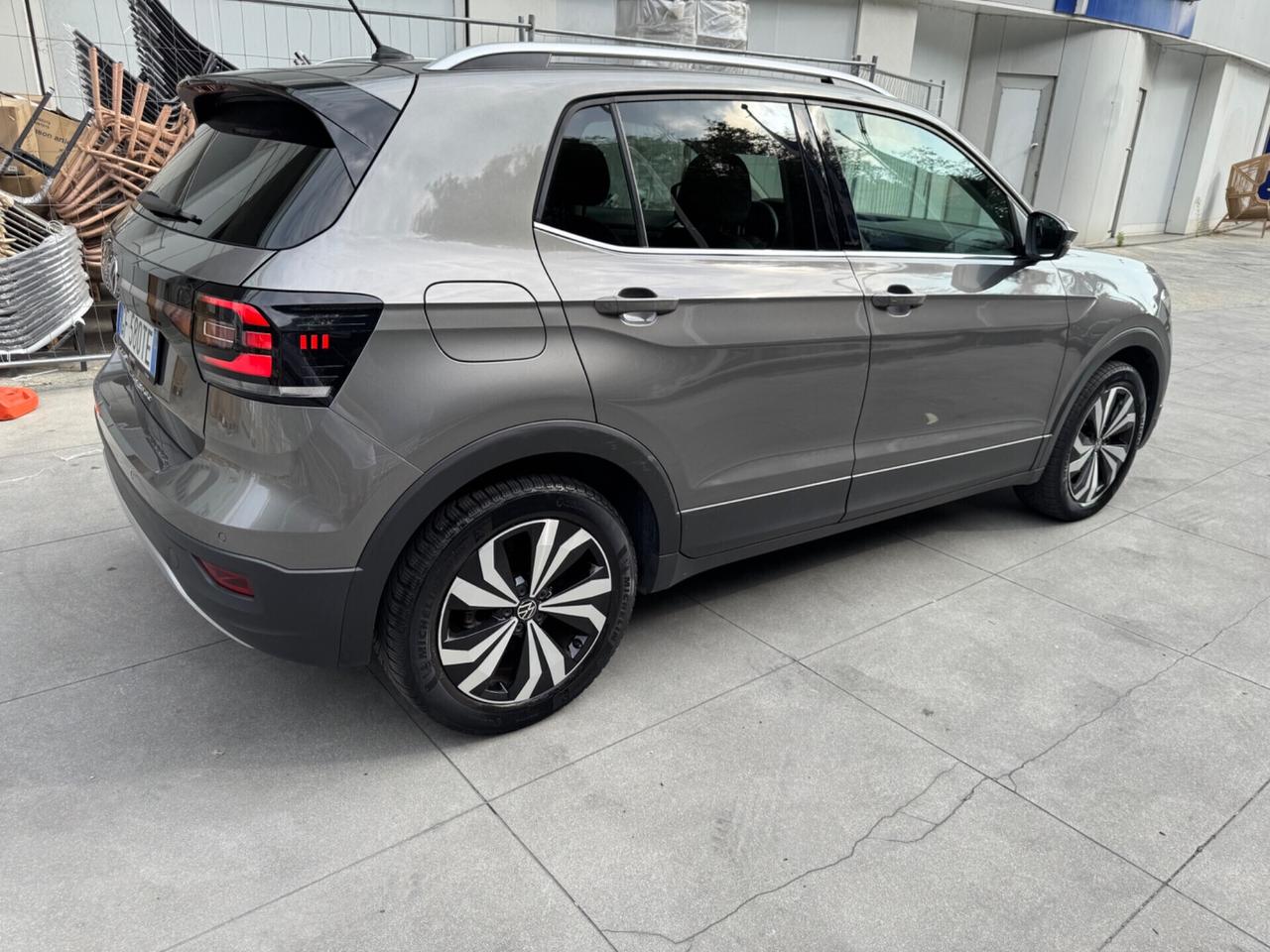 Volkswagen T-Cross 1.0 TSI 110 CV DSG AUTOMATICO