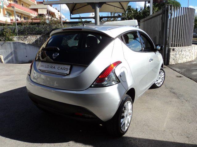 LANCIA Ypsilon 0.9 TwinAir 85 CV 5 porte Metano Ecochic Gold