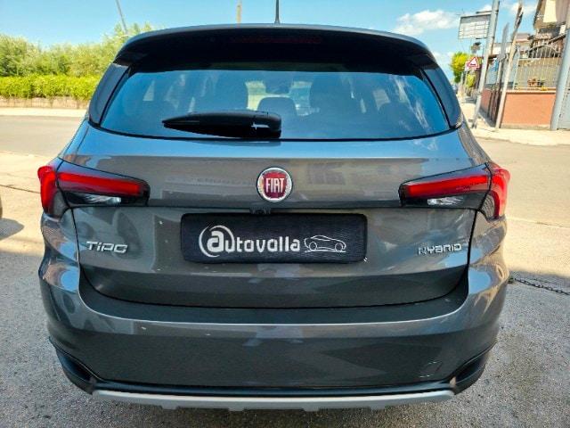 FIAT Tipo 1.5 Hybrid DCT SW Cross