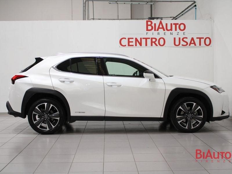 Lexus UX UX 250h 2.0 Executive 2wd cvt