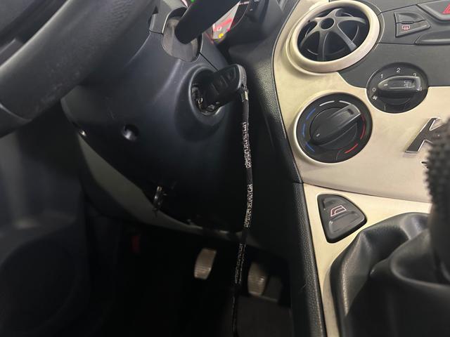 FORD Ka 1.3 TDCi 75CV Titanium