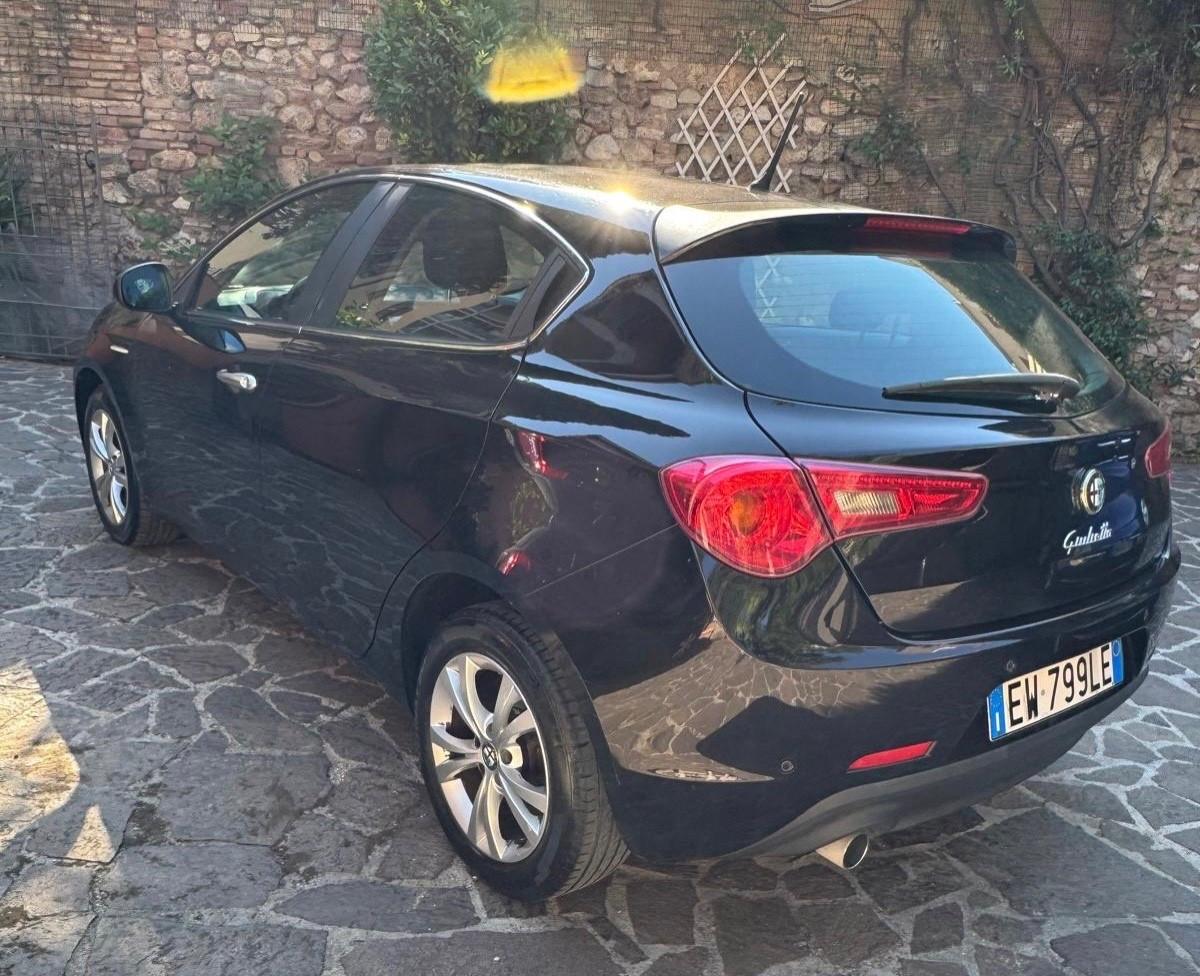 Alfa Romeo Giulietta 1.6 JTDm-2 105 CV Exclusive