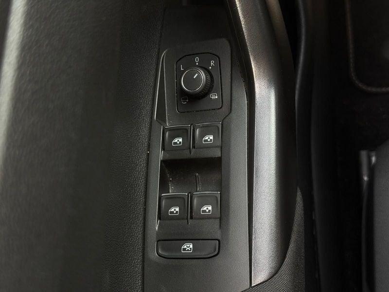 Volkswagen Taigo 1.0 TSI 110 CV DSG R-Line