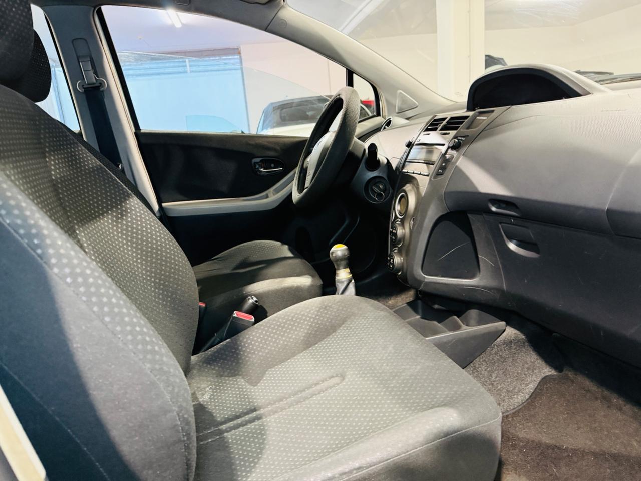 Toyota Yaris 1.0 5 porte Sol*NEOPATENTATI*
