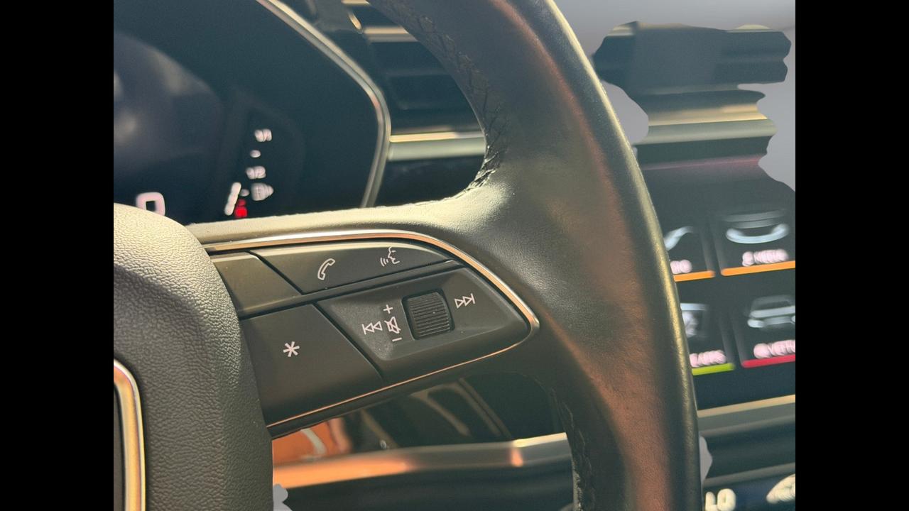 AUDI Q3 I 2019 Sportback - Q3 Sportback 35 2.0 tdi Business Plus