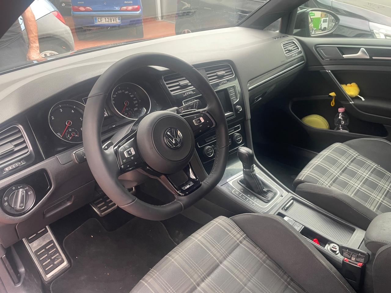Volkswagen Golf GTD 2.0 TDI DSG 5p. BlueMotion Technology