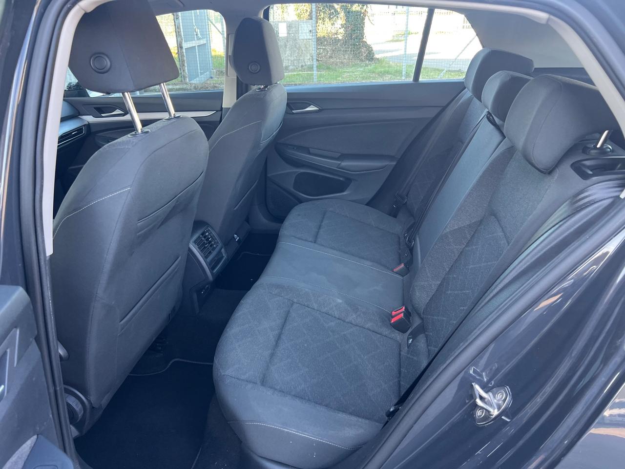 Volkswagen Golf 1.0 TSI EVO Life FINANZIABILE