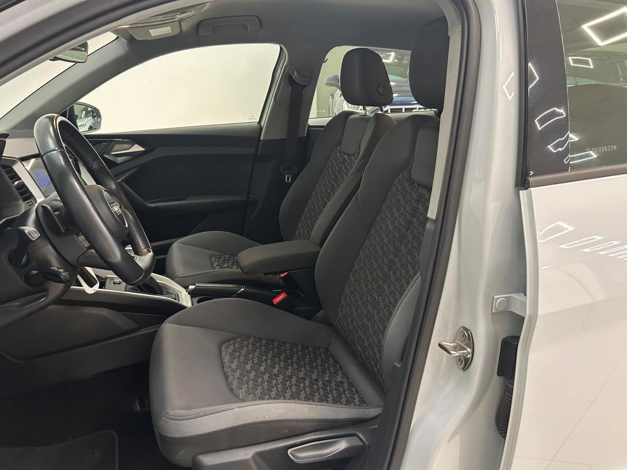 Audi A1 SPB 30 TFSI S tronic line edition